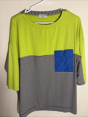 Terra Lime Colorblock Short Sleeve Top with Blue Pocket